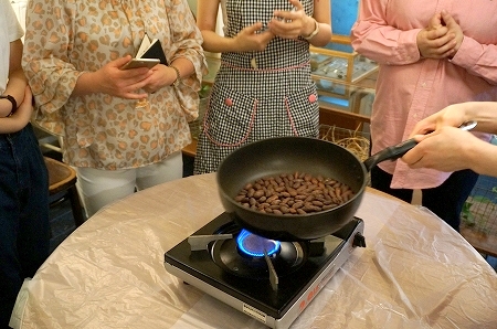 カカオ豆からチョコレートを手作り