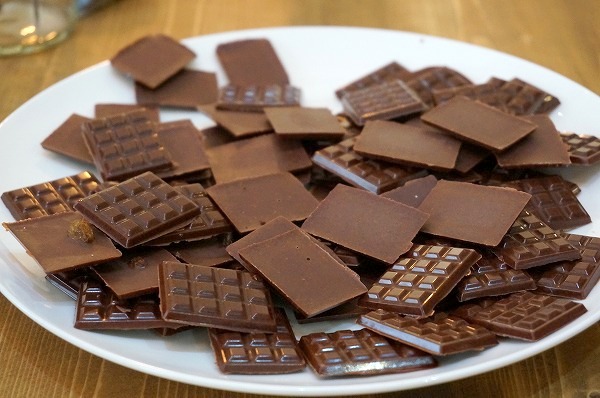 チョコレート研究所大人気イベント　第14回カカオ豆から手作りチョコレートワークショップ